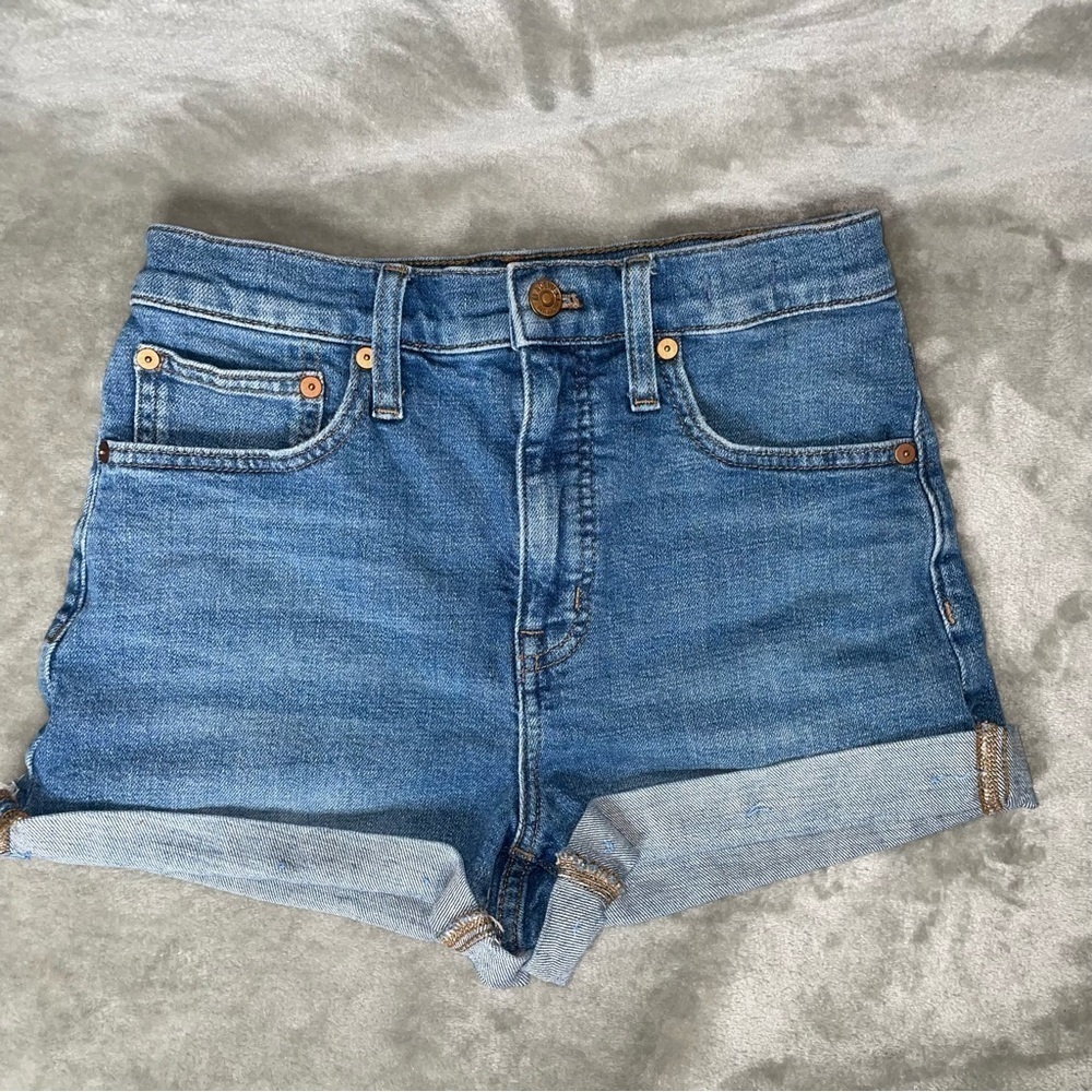 Madewell High-Rise Medium Wash Denim Shorts Cuffed Size 25 High Waist Blue